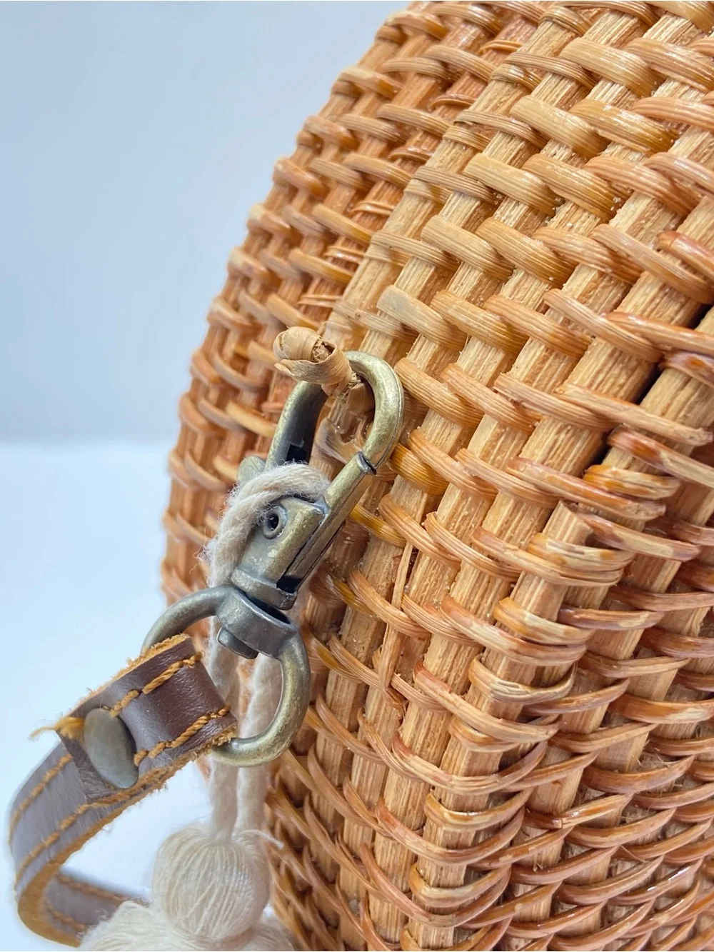 Handmade‎ Woven Round Straw Crossbody Bag with Bali Tropical Lining - Natural